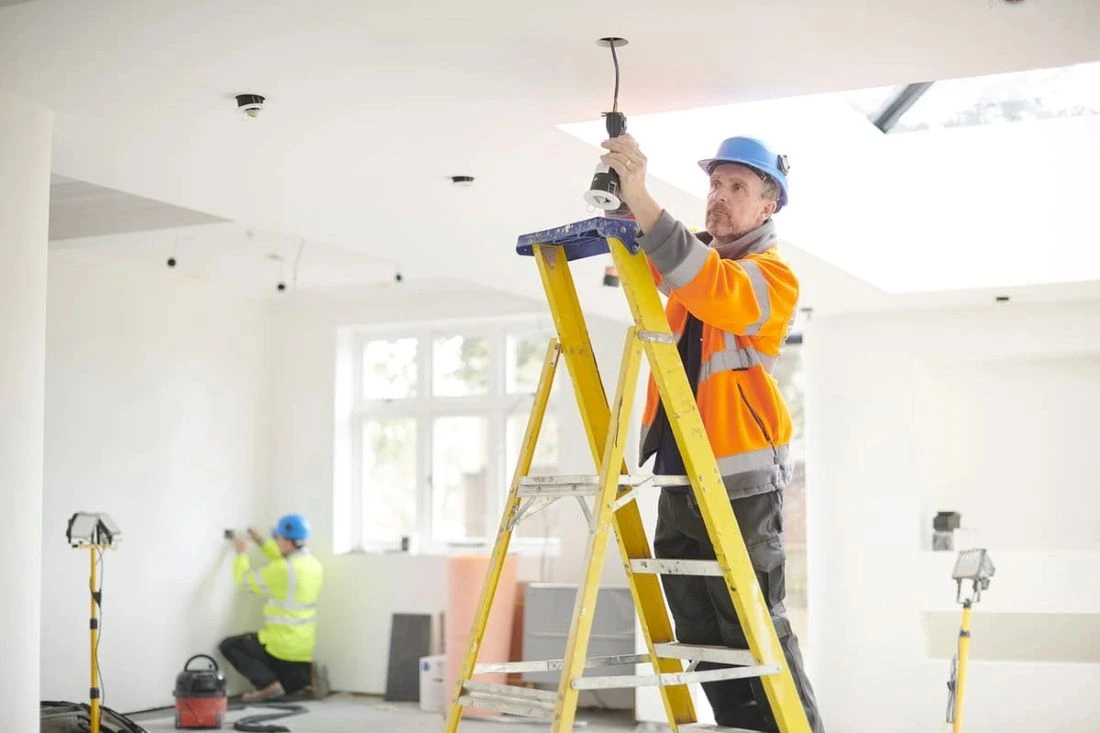 Mise aux normes RGIE immeuble Altitude Cent Forest - BODÉLEC électricien - Installation tableau électrique sécurisée